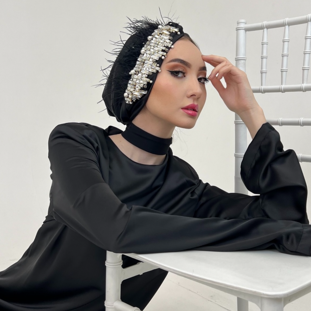 BLACK - PREMIUM TURBAN WITH DIAMONDS